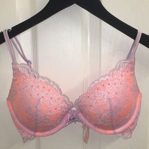 Victoria’s Secret “Very Sexy plunge” bra